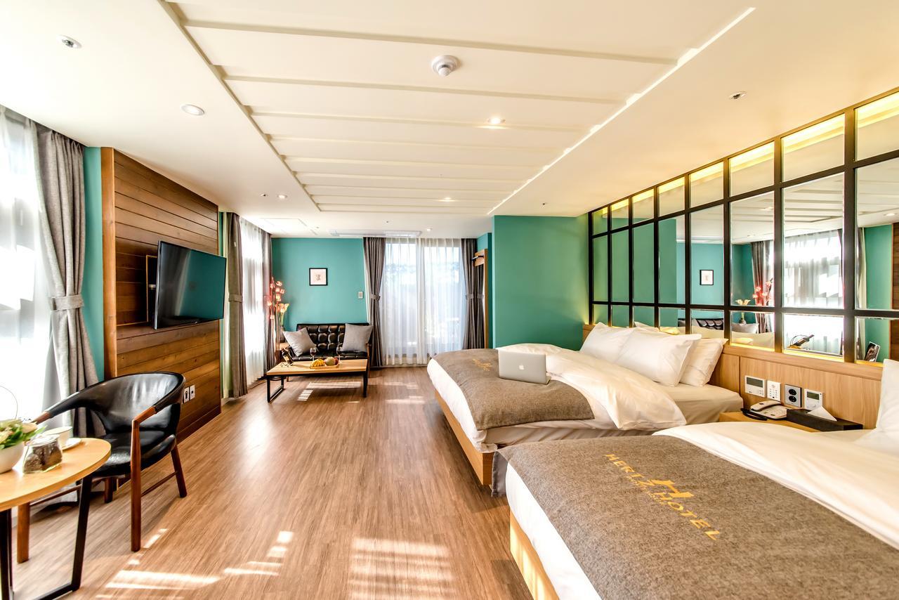 Jeju Hertz Hotel Exterior foto
