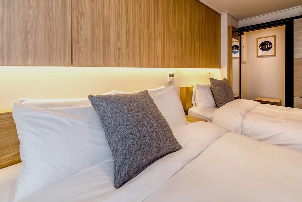 Jeju Hertz Hotel Exterior foto